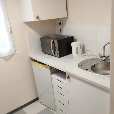 Studio Confortable Drancy Exterior photo